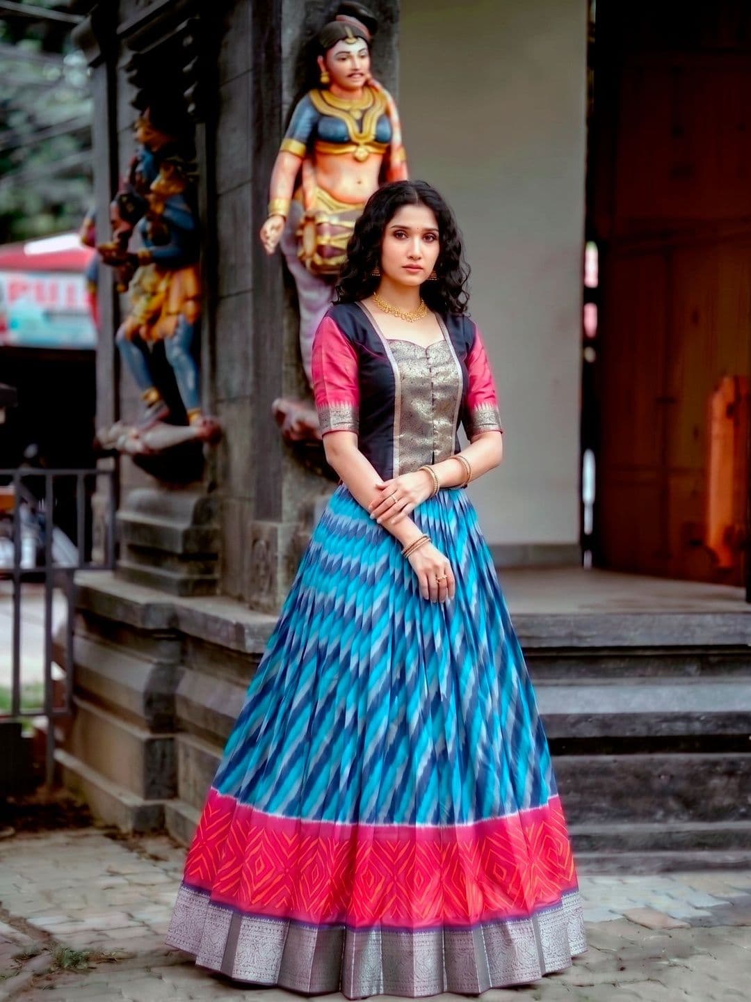 LOOKNBOOK ART Tasar Silk Leheriya Print Lehenga Choli with Rich Zari Weaving Work thumbnail 3
