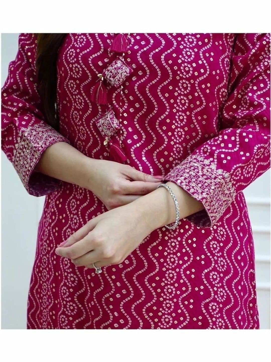 ANGIYA Bandhani Printed Kurti thumbnail 5