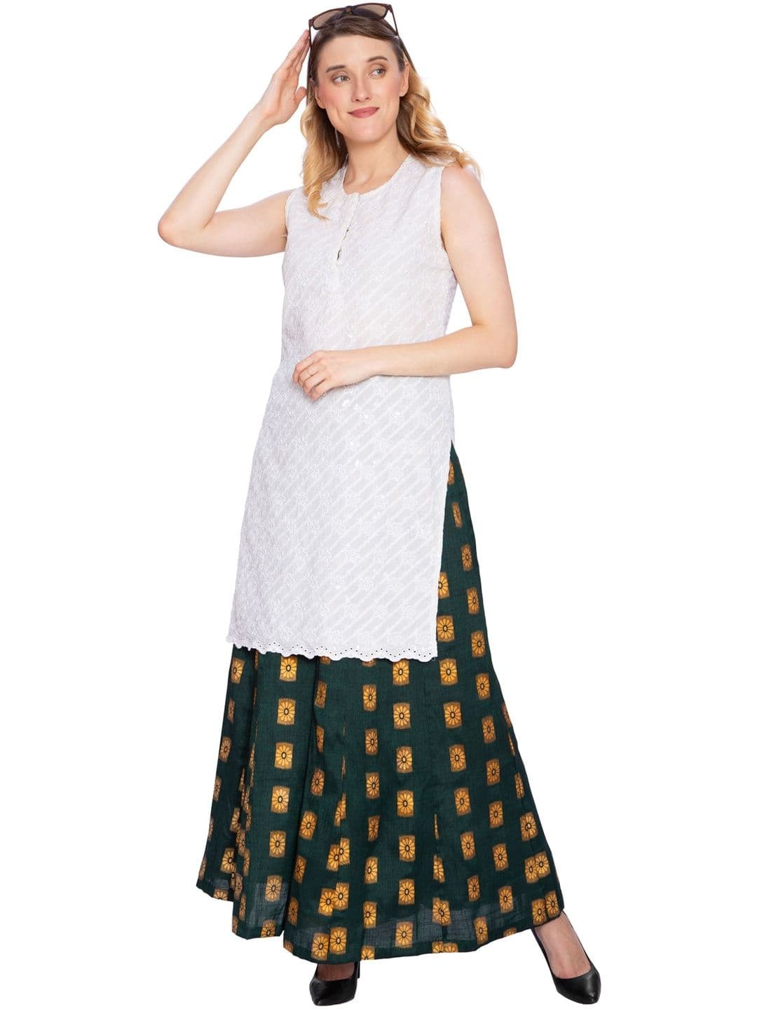TNQ Women Ethnic Motifs Printed Flared Ethnic Palazzos thumbnail 4