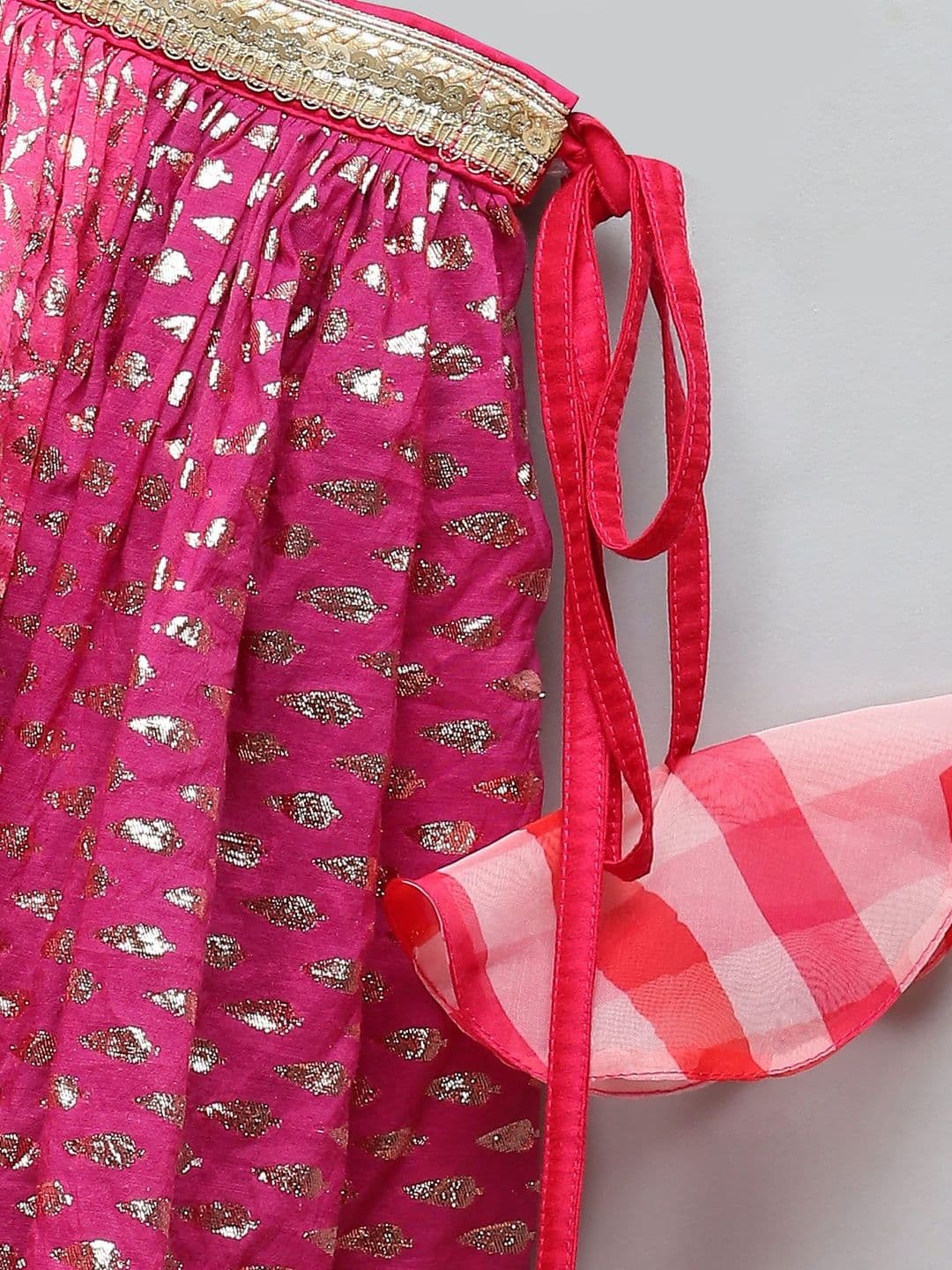 The Little Tales Girls Printed Foil Print Ready to Wear Lehenga & Blouse With Dupatta thumbnail 2