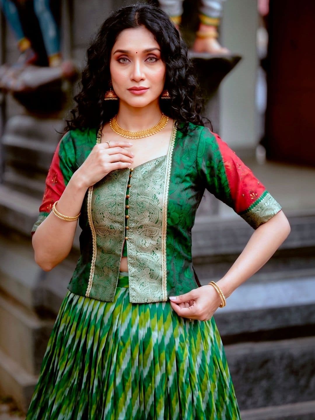 LOOKNBOOK ART Tasar Silk Leheriya Print Lehenga Choli with Rich Zari Weaving Work thumbnail 6