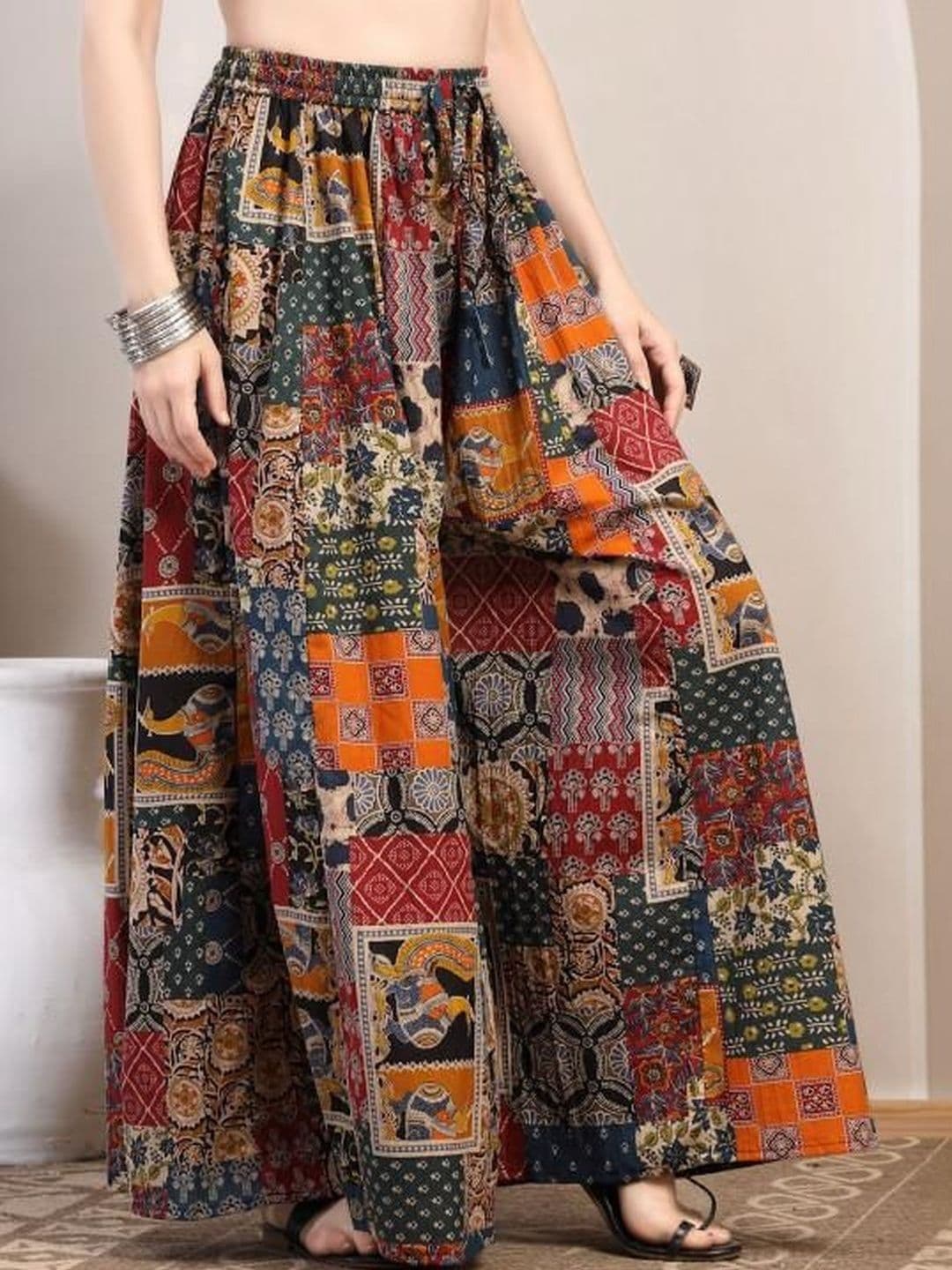 Fabinn Women Ethnic Motifs Printed Knitted Chiffon Blend Ethnic Palazzos thumbnail 7