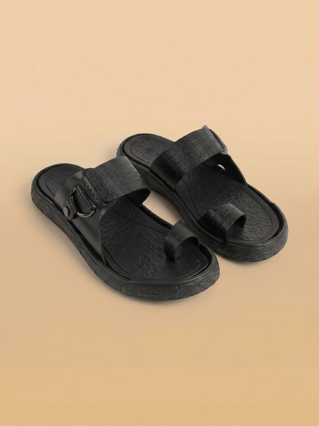 Metro Men Slip-On thumbnail 4