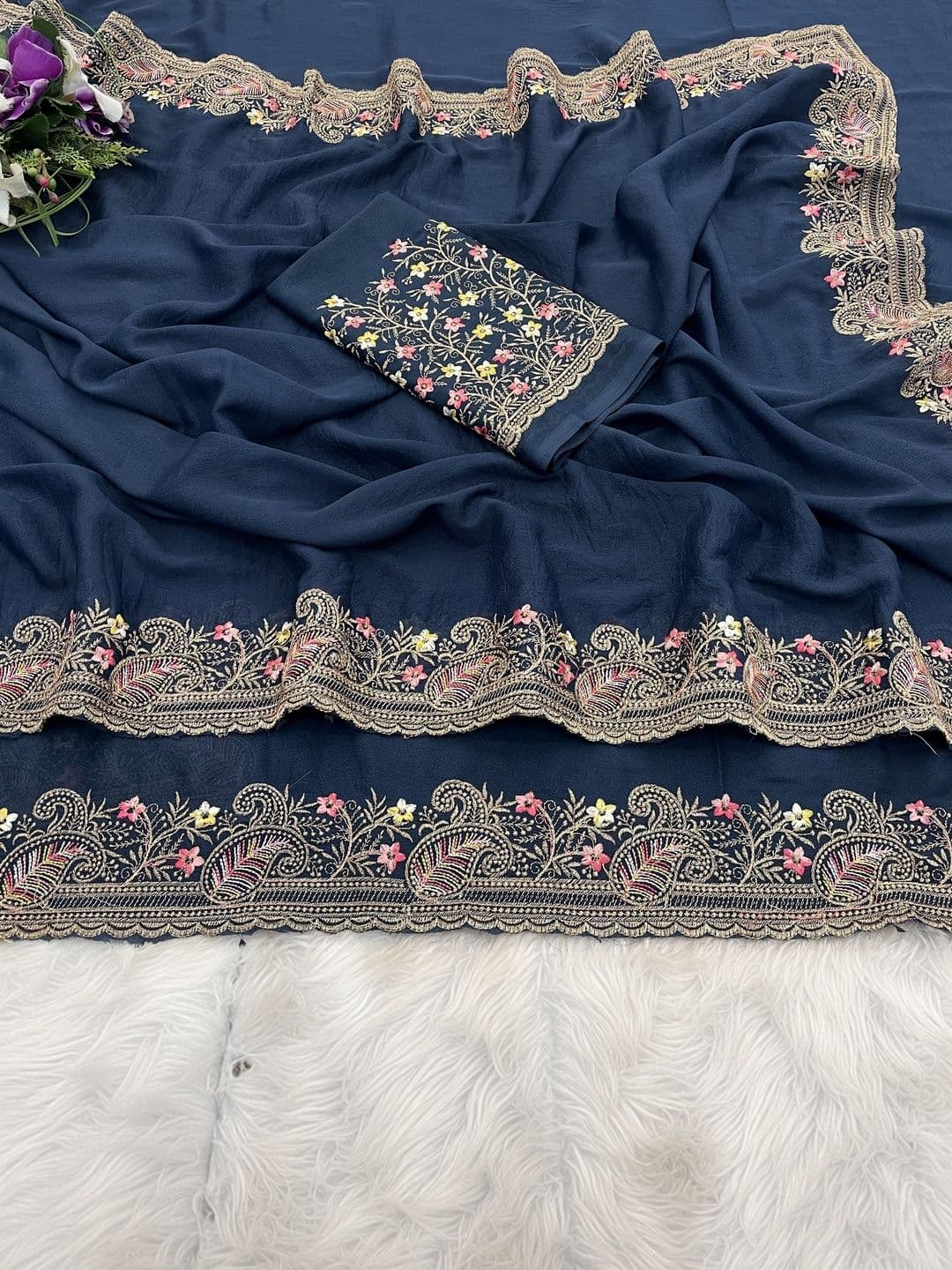Saanvi Floral Embroidered Poly Georgette Heavy Work Saree thumbnail 2