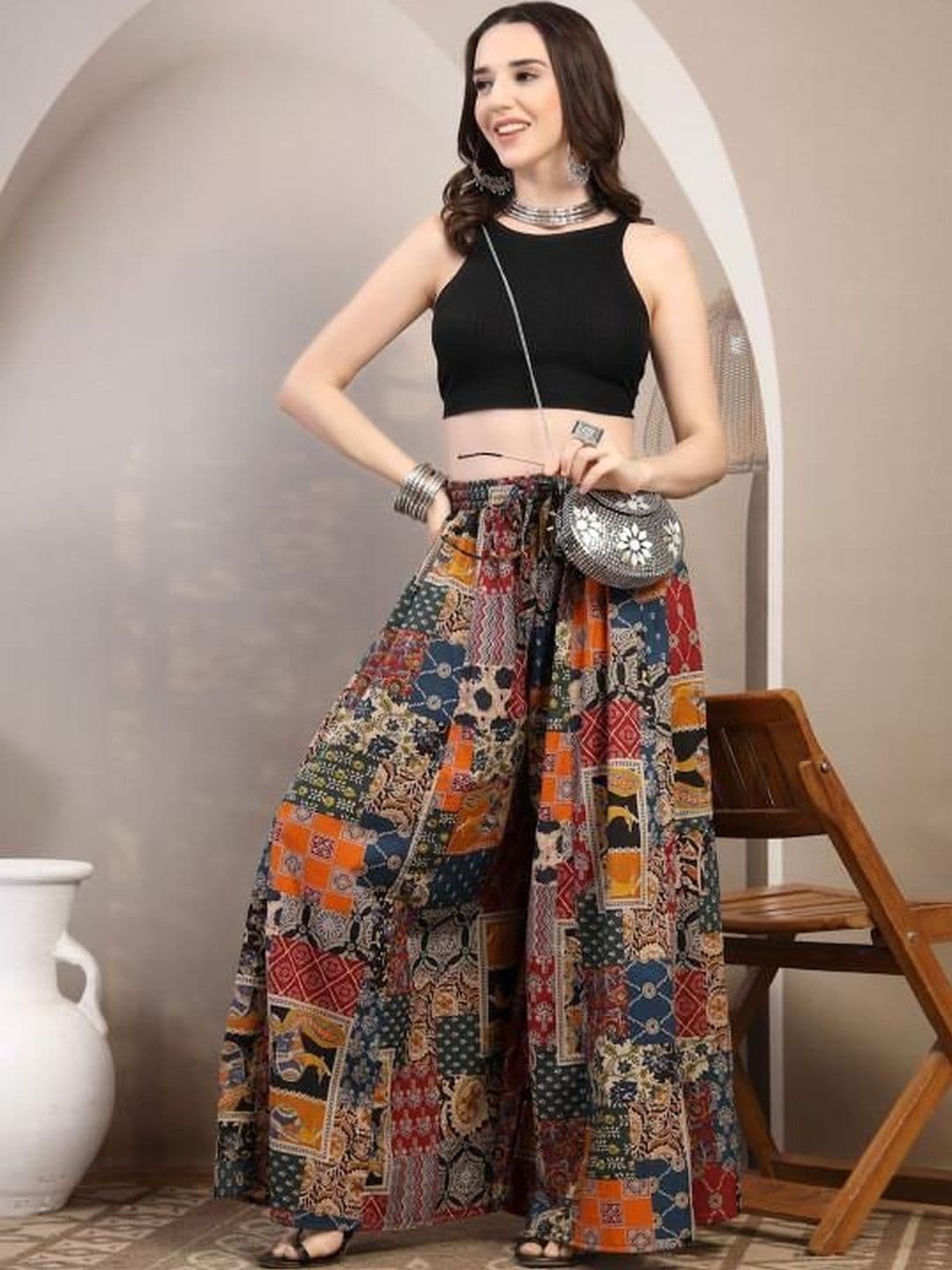 Fabinn Women Ethnic Motifs Printed Knitted Chiffon Blend Ethnic Palazzos thumbnail 4