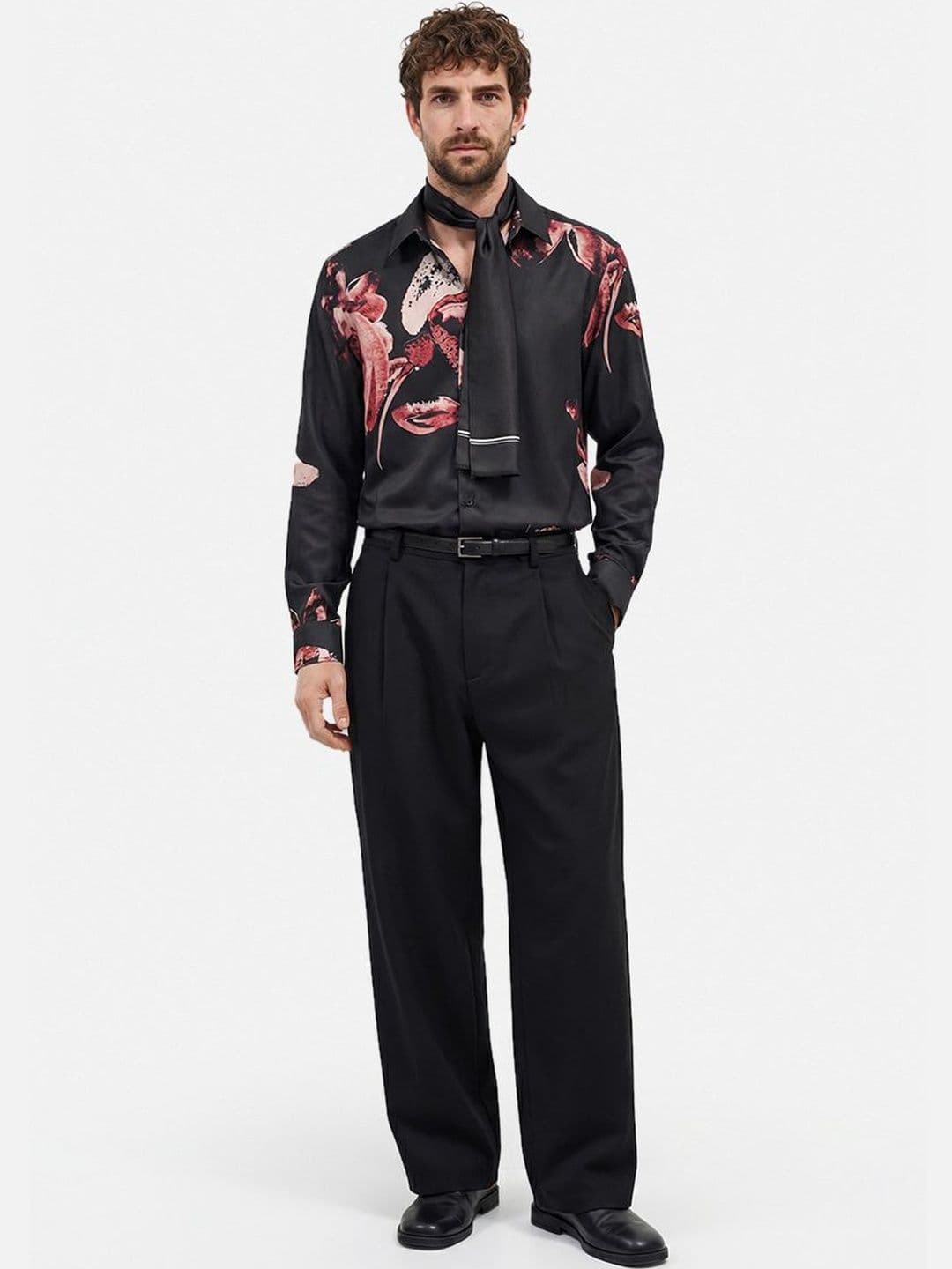 Snitch Men Slim Fit Floral Casual Shirt thumbnail 5