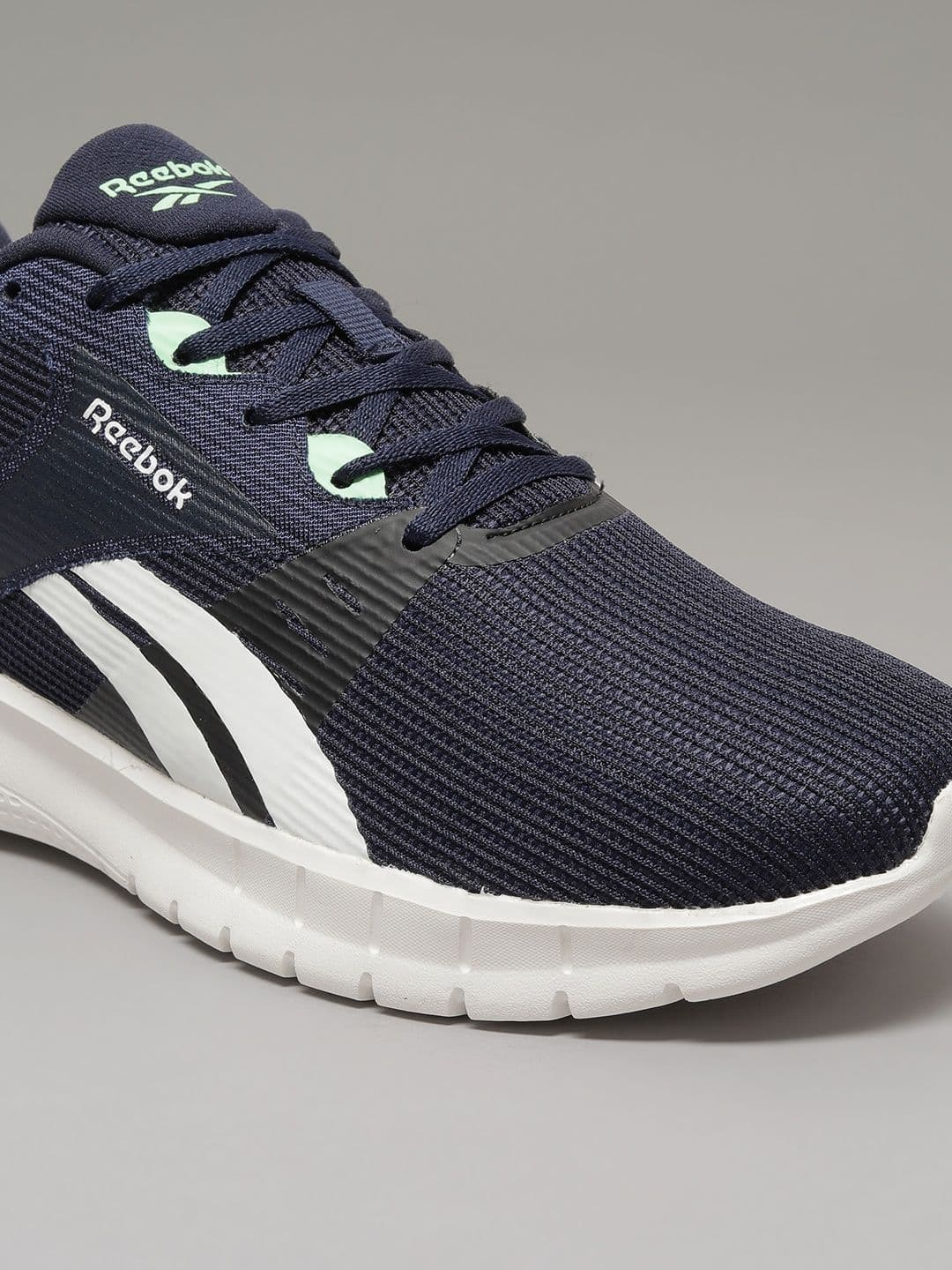 Reebok Men Astro Foam Fiesta Walking Shoes thumbnail 3
