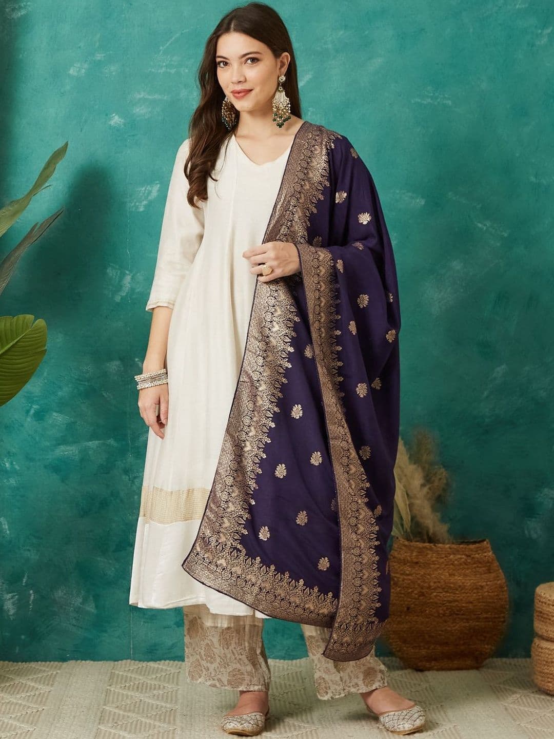 VASVI Ethnic Motifs Woven Design Cotton Silk Dupatta with Zari thumbnail 7
