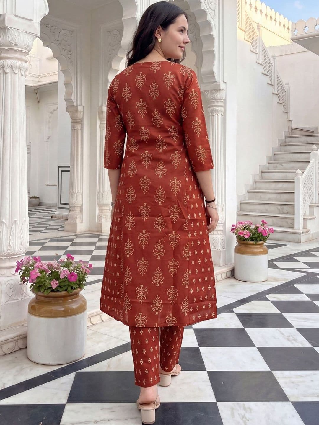 Indo Era Women Ethnic Motifs Printed Regular Pure Cotton Kurta with Trousers thumbnail 4