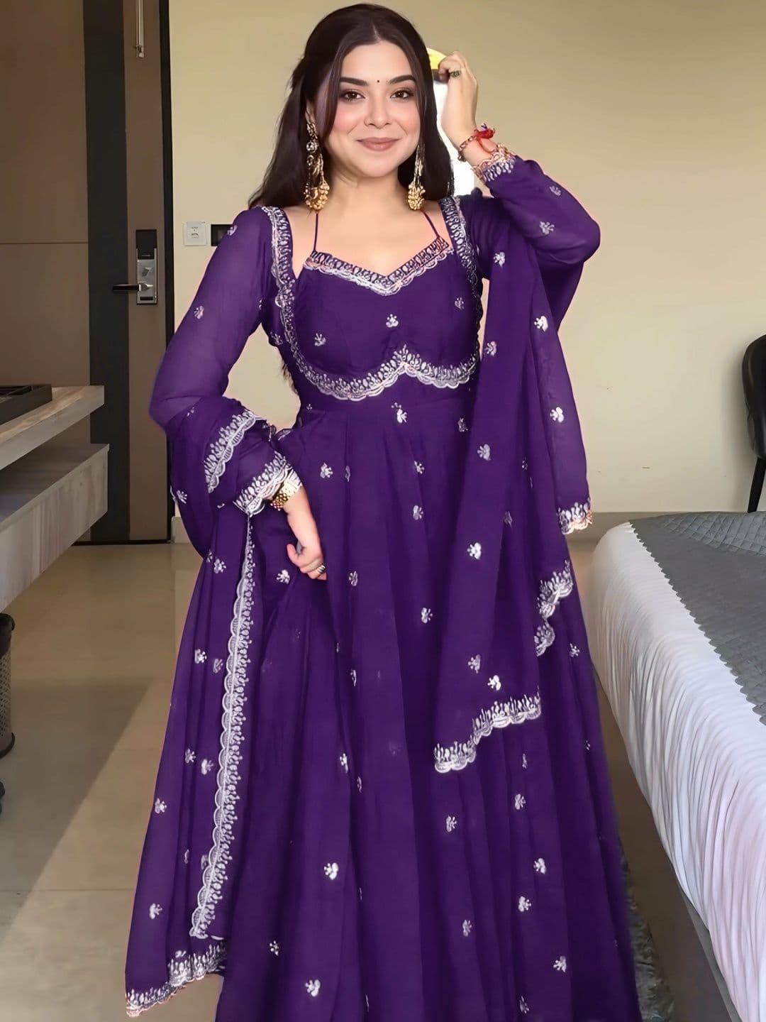 HERE&NOW Women Ethnic Motifs Embroidered Empire Thread Work Kurta with Trousers & With Dupatta thumbnail 2