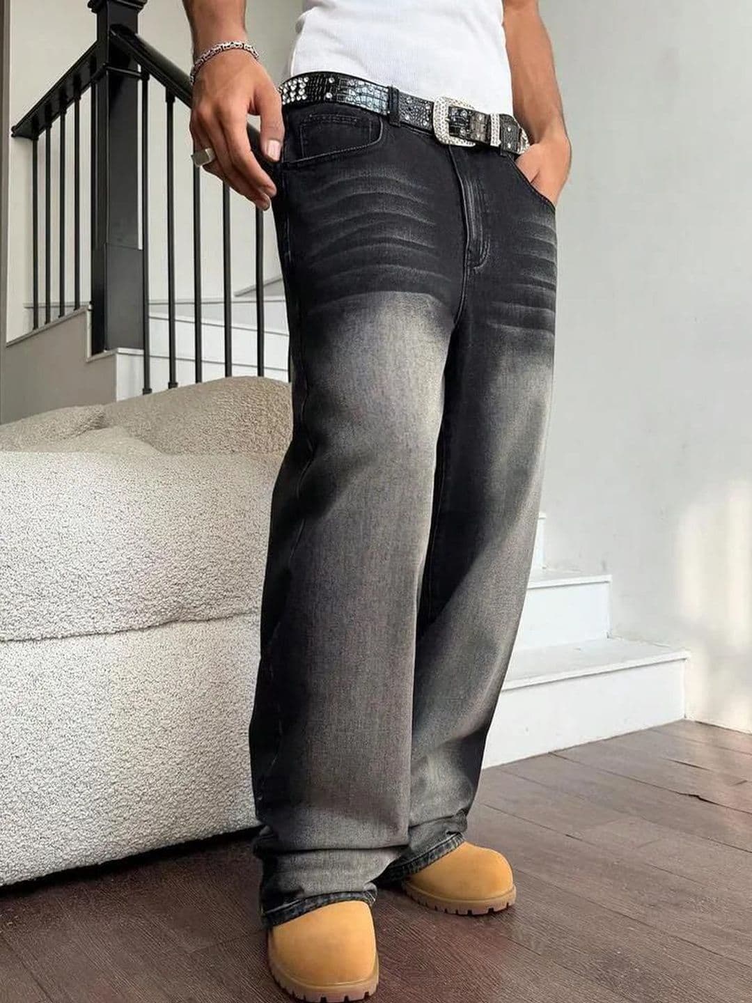 ZYVRA Men Relaxed Fit Low-Rise Light Fade Jeans - view 1
