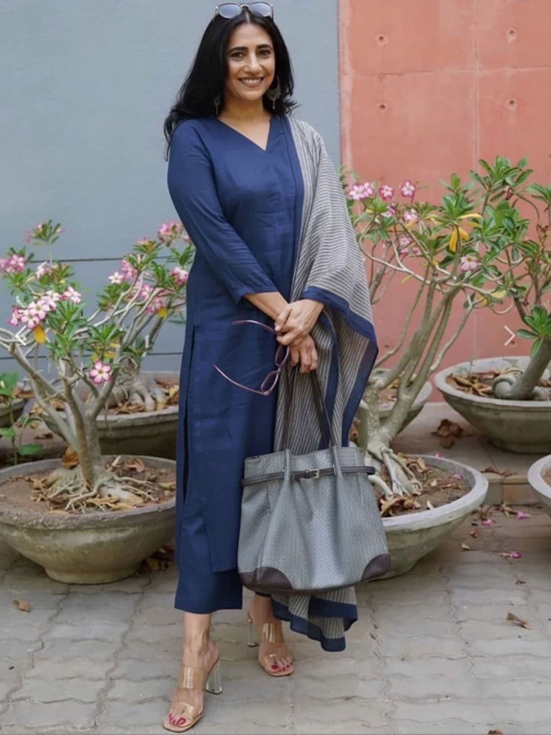 Lee Moda Women Regular Kurta with Trousers & With Dupatta thumbnail 2