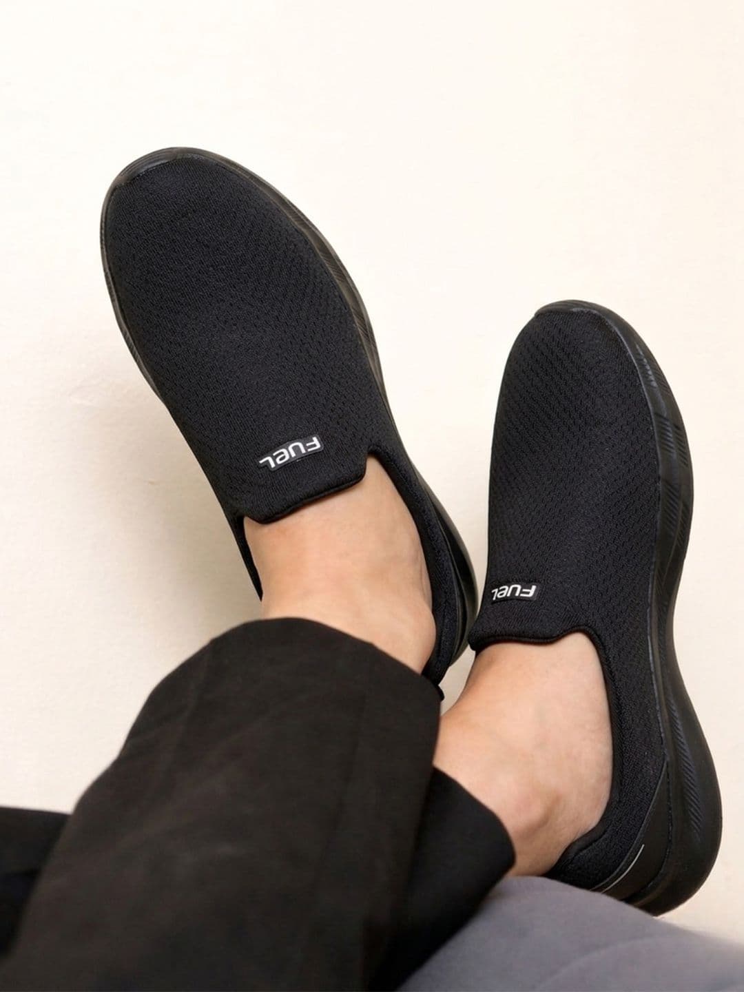 FUEL Men Mesh Running Non-Marking Shoes thumbnail 2