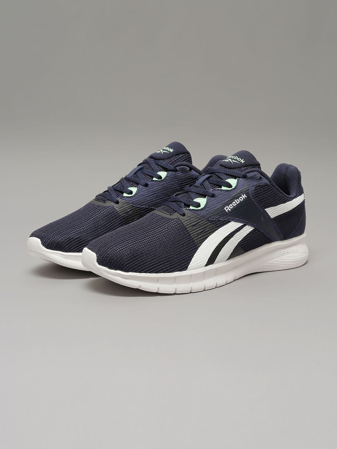 Reebok Men Astro Foam Fiesta Walking Shoes thumbnail 6