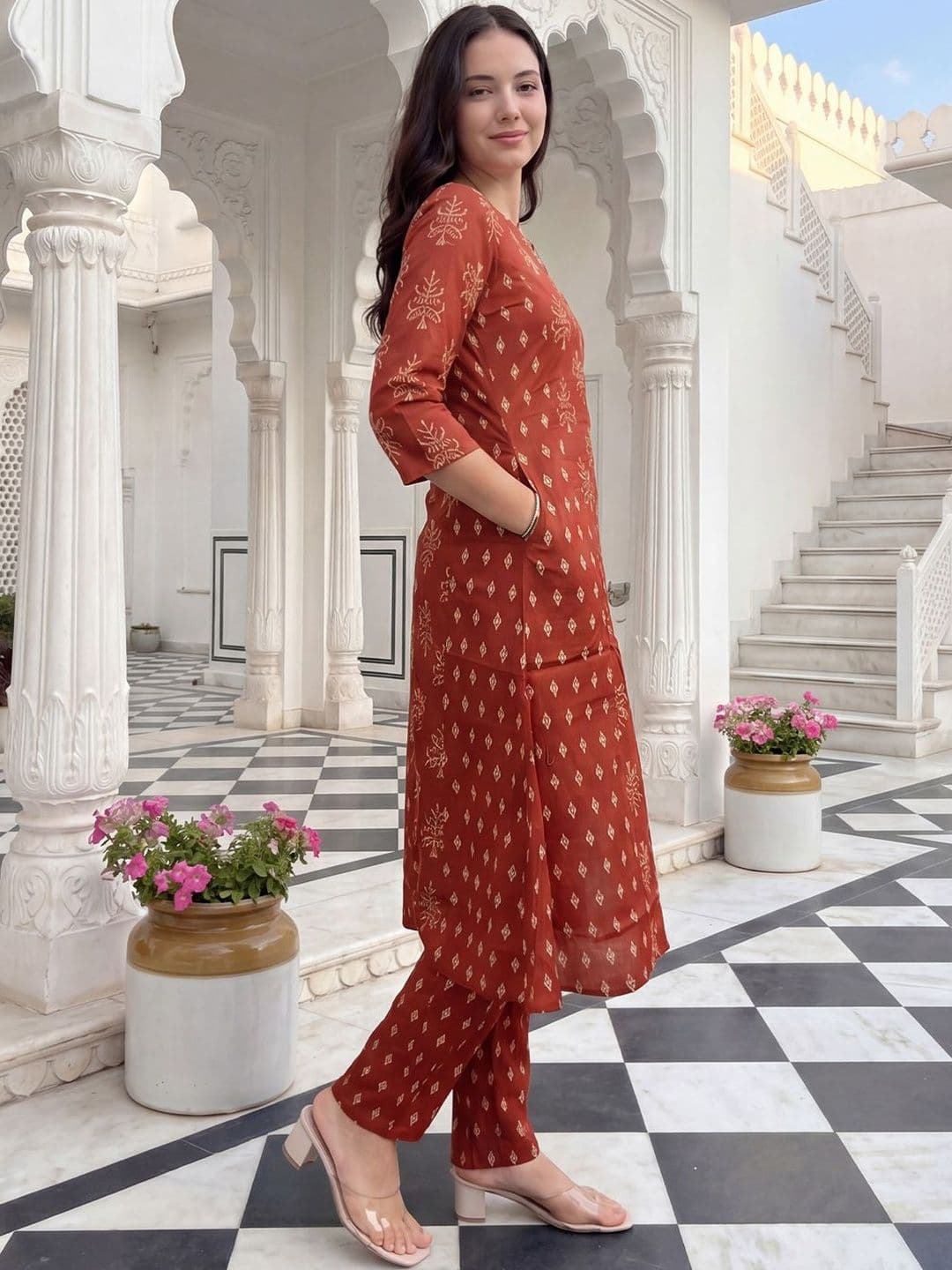 Indo Era Women Ethnic Motifs Printed Regular Pure Cotton Kurta with Trousers thumbnail 3