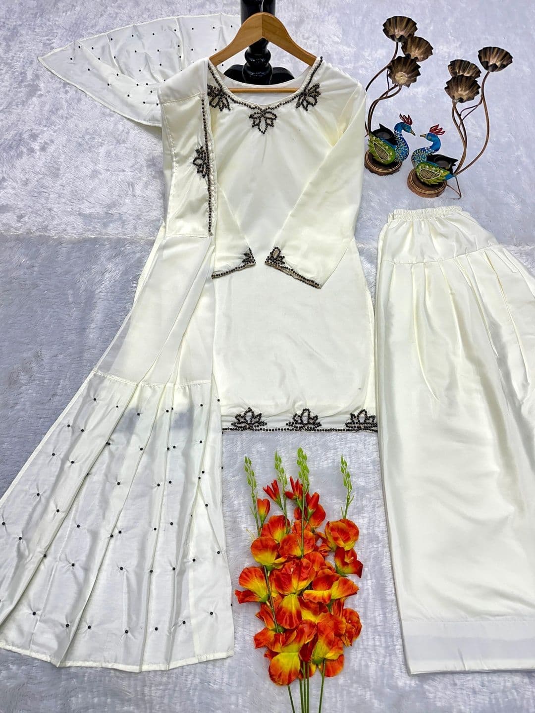 HERIN ENTERPRISE Women Ethnic Motifs Embroidered Regular Beads and Stones Silk Crepe Kurta with Palazzos & thumbnail 5