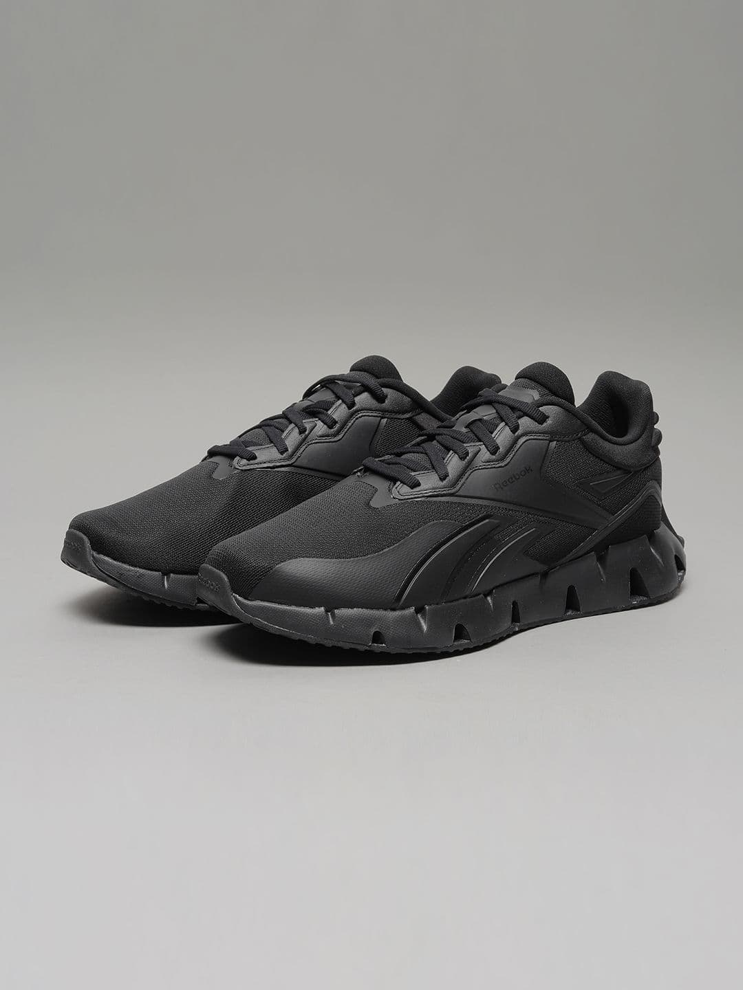 Reebok Men Running Non-Marking Shoes thumbnail 5