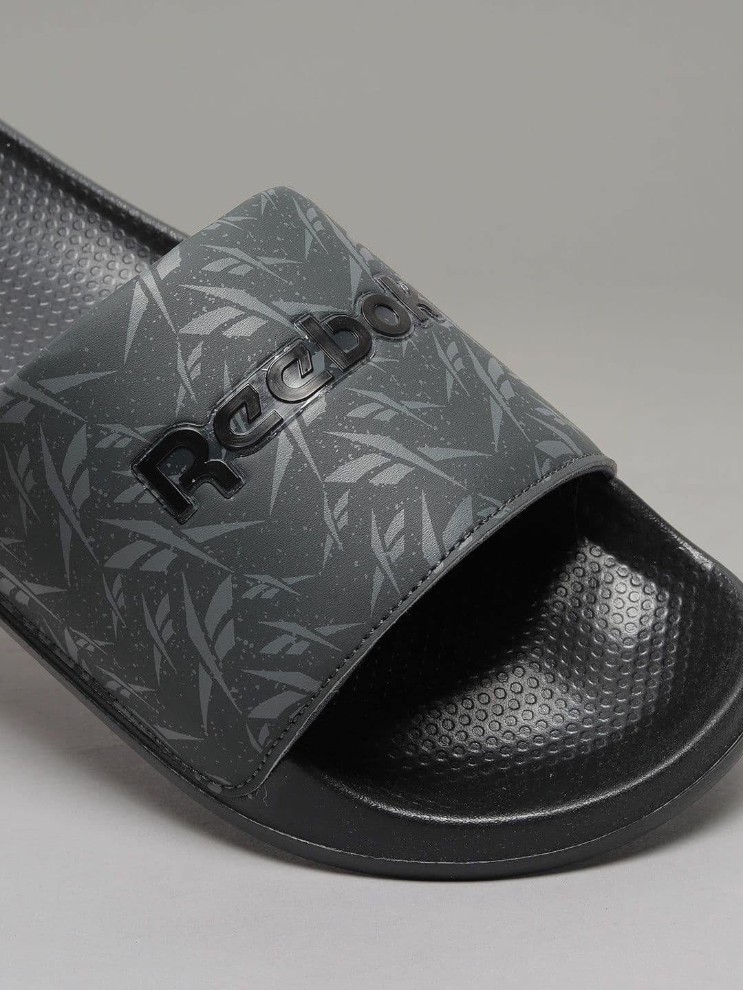 Reebok Men Grey Printed Sliders thumbnail 3