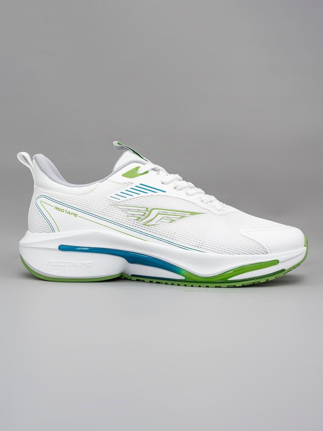Red Tape Men Mesh Running Non-Marking Shoes thumbnail 4