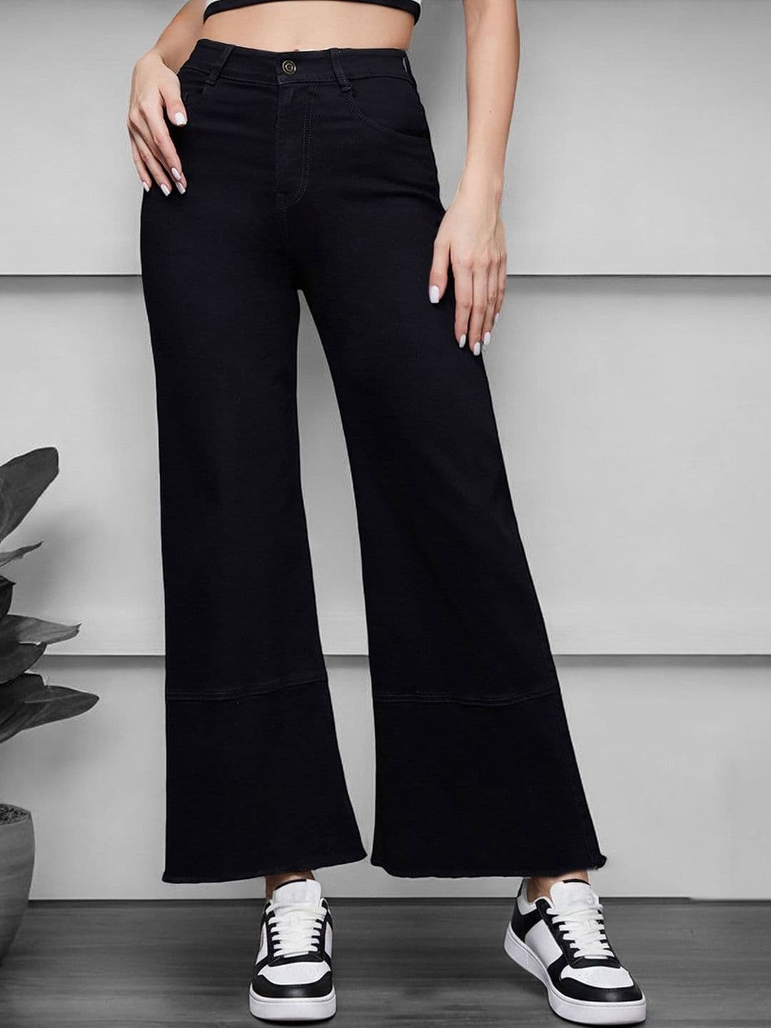 Mast & Harbour Women Wide Leg High Rise Clean Look Regular-Length Stretchable Denim Jeans thumbnail 4