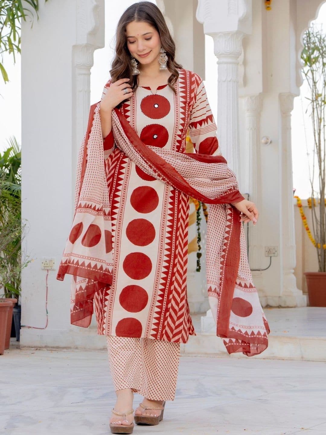 Amayra Geometric Printed Regular Mirror Work Pure Cotton Kurta with Trousers & Dupatta thumbnail 5
