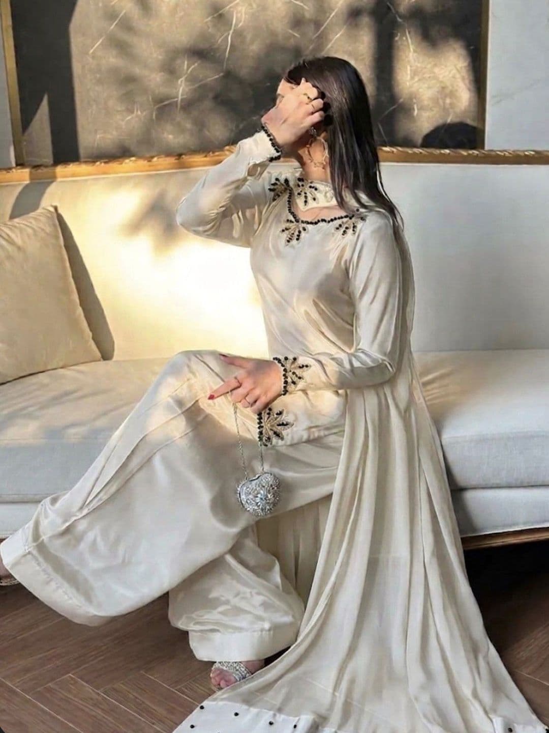 HERIN ENTERPRISE Women Ethnic Motifs Embroidered Regular Beads and Stones Silk Crepe Kurta with Palazzos & thumbnail 4