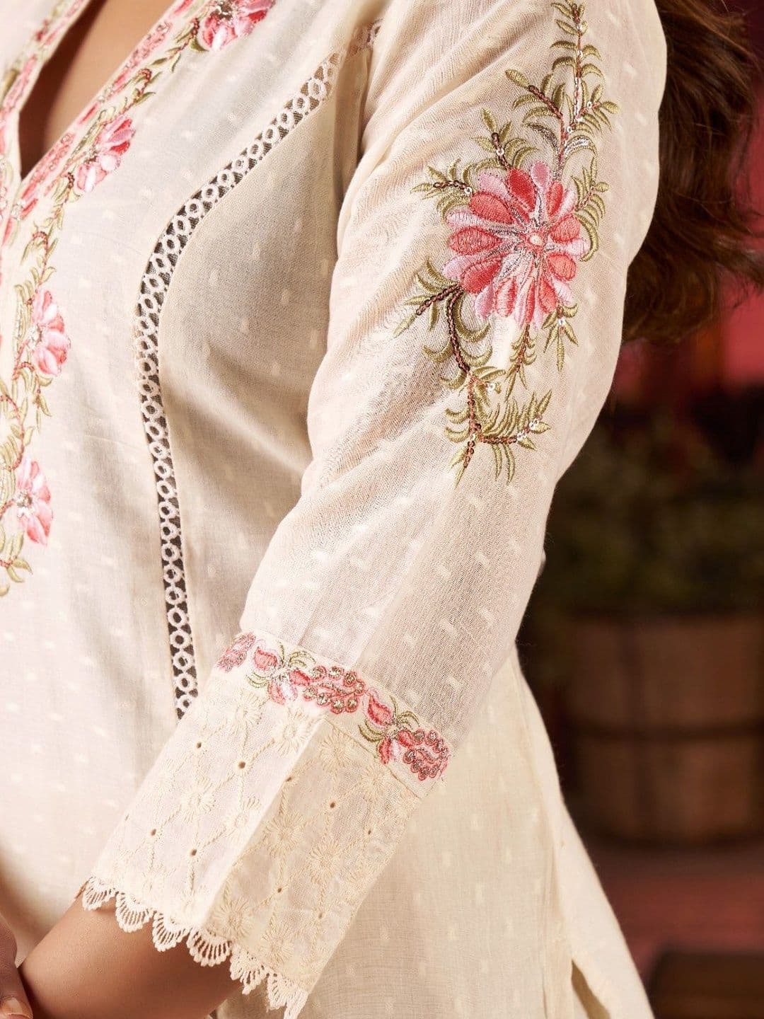 CARTYSHOP Women Floral Embroidered Regular Thread Work Pure Cotton Kurta with Trousers & With Dupatta thumbnail 6