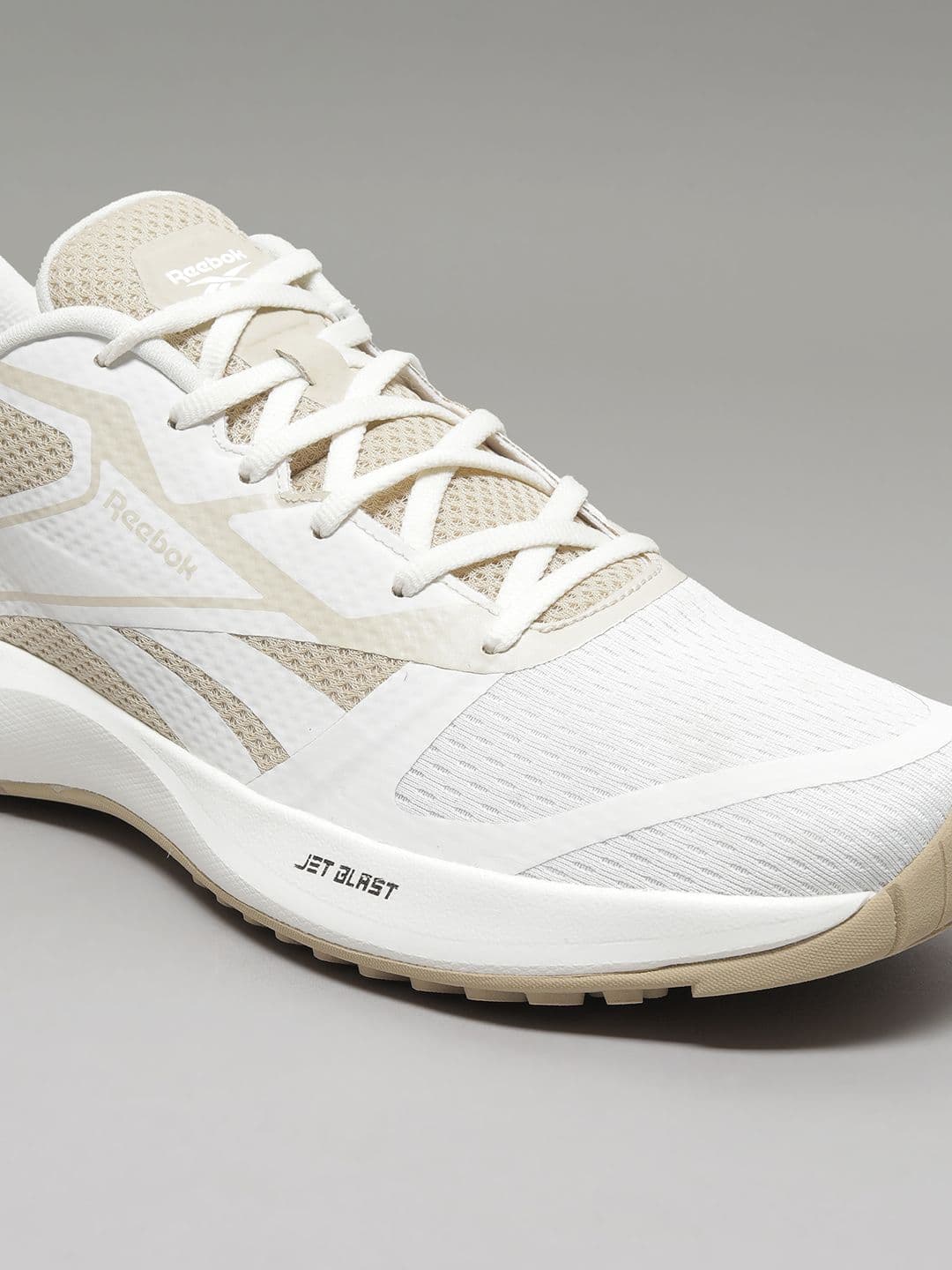 Reebok Men JETBLAST HAWK Running Non-Marking Shoes thumbnail 2