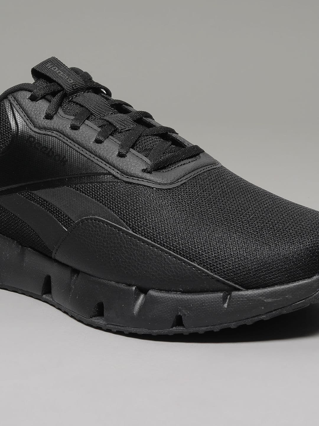 Reebok Men Running Non-Marking Shoes thumbnail 5