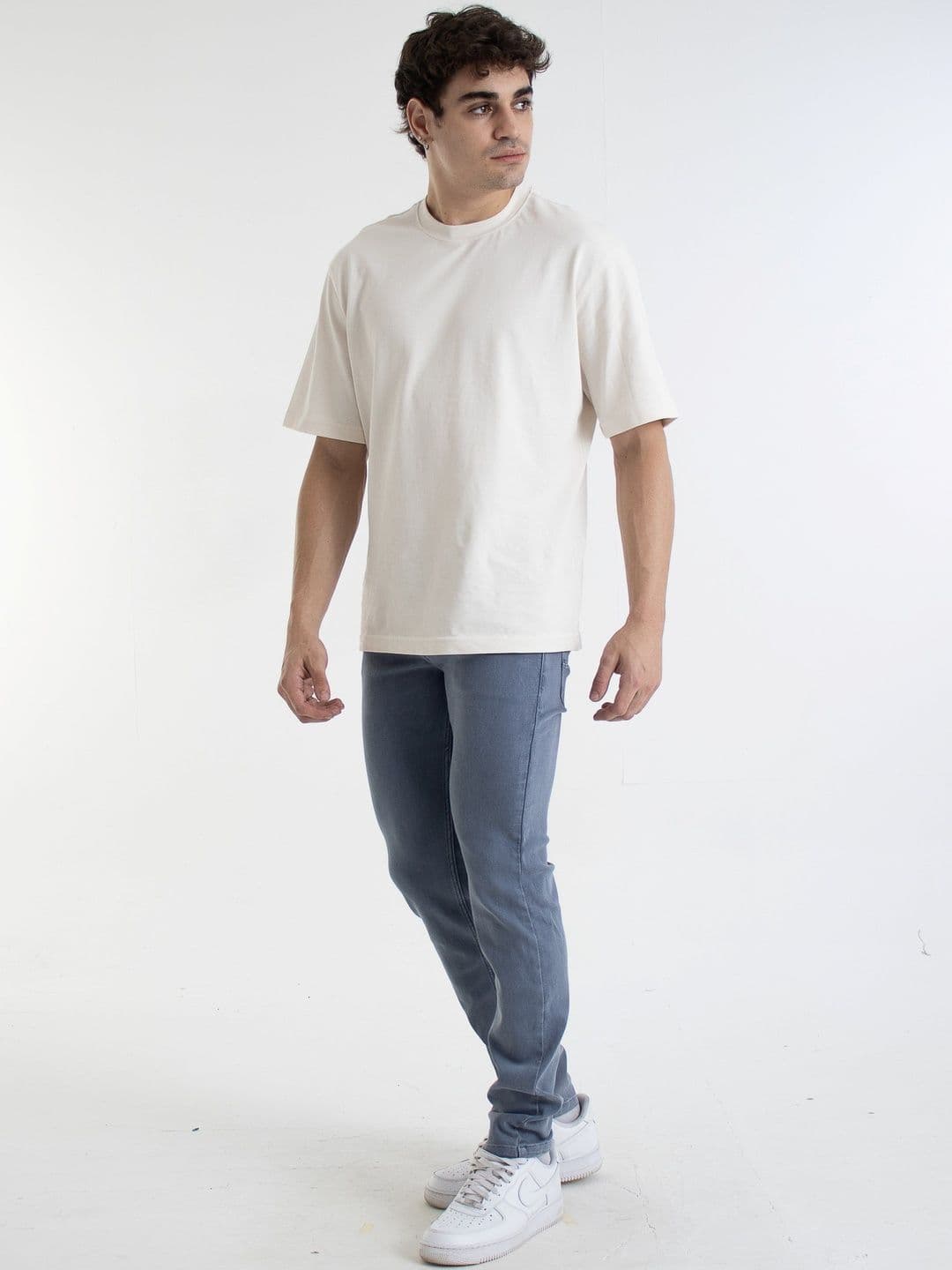 The Roadster Lifestyle Co Super Slim Fit Low-Rise Jeans thumbnail 2