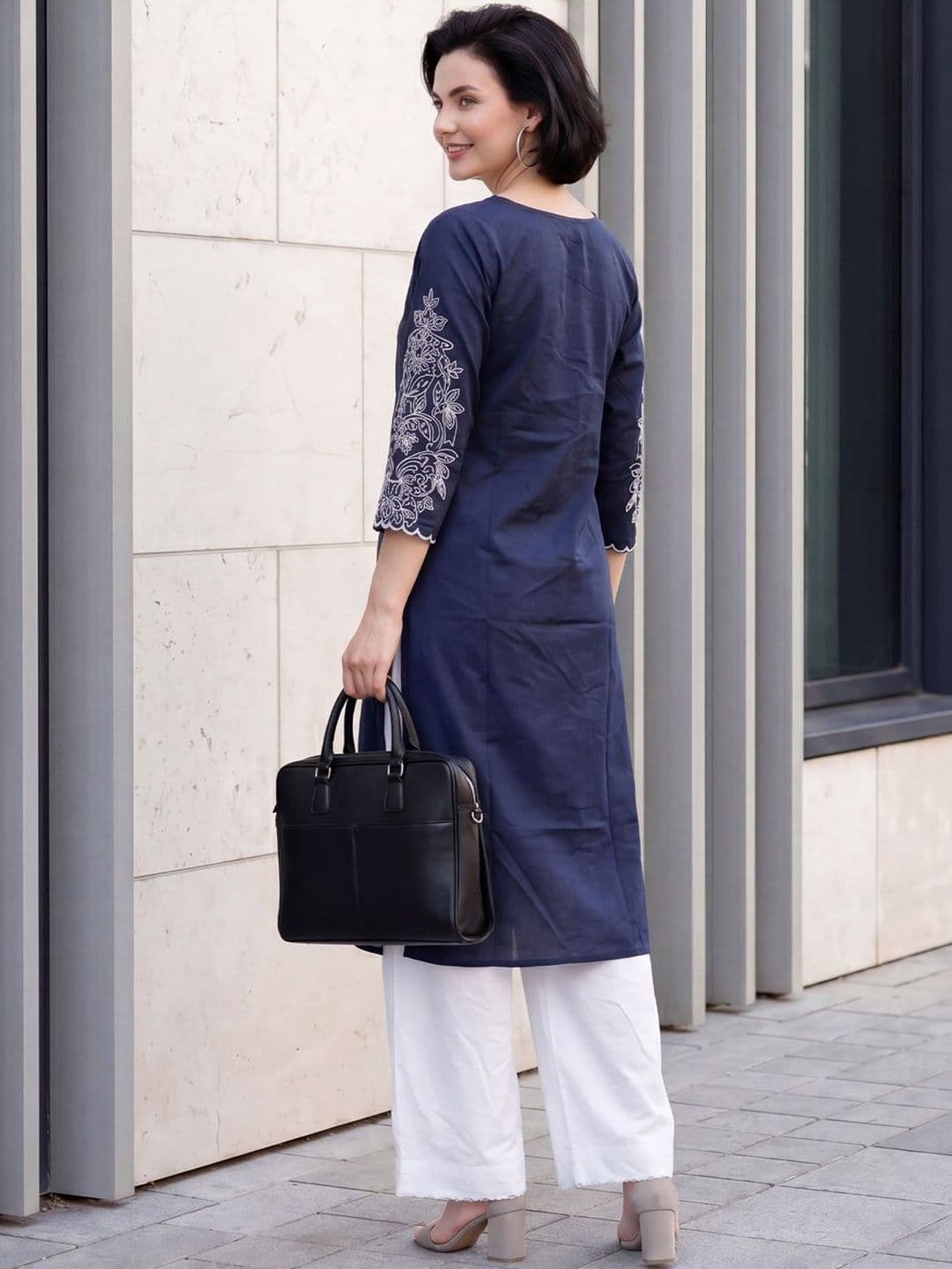 Indo Era Women Ethnic Motifs Embroidered Thread Work Kurta thumbnail 5