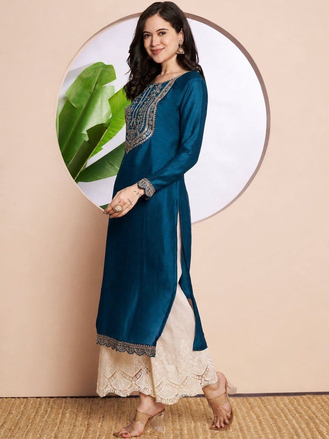 rarethread Women Ethnic Motifs Embroidered Thread Work Kurta thumbnail 5