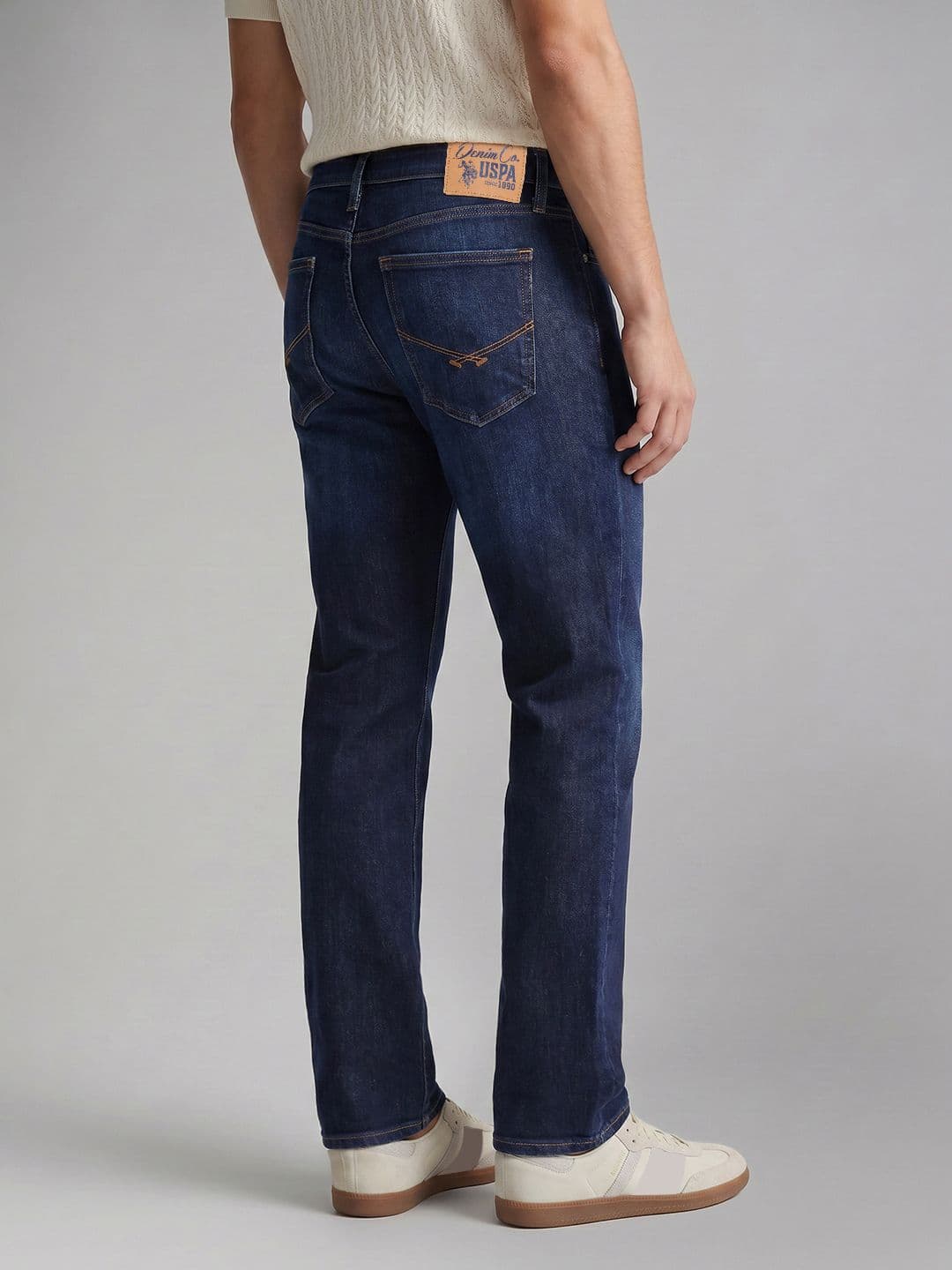 U.S. Polo Assn. Denim Co. Men Relaxed Fit Light Fade Stretchable Jeans thumbnail 4