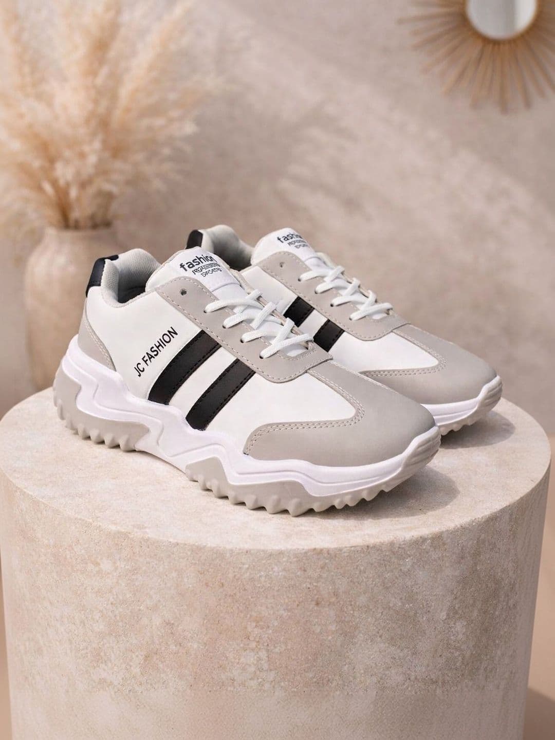 The Roadster Lifestyle Co. Walking Non-Marking Sports Shoes thumbnail 2