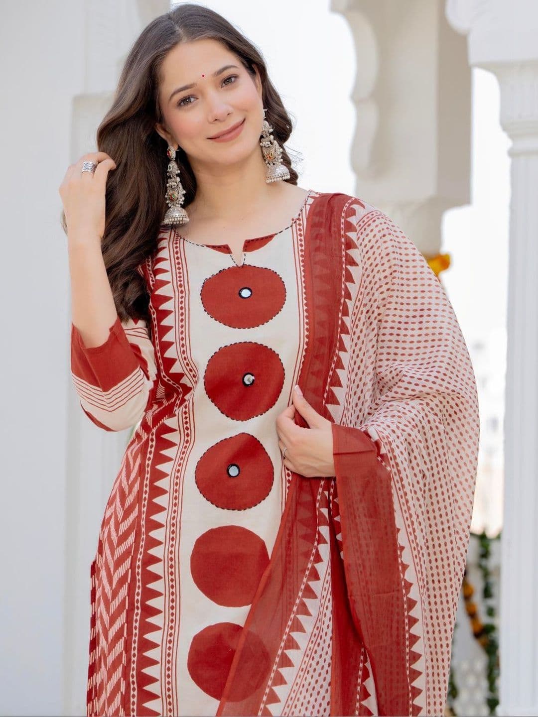 Amayra Geometric Printed Regular Mirror Work Pure Cotton Kurta with Trousers & Dupatta thumbnail 3