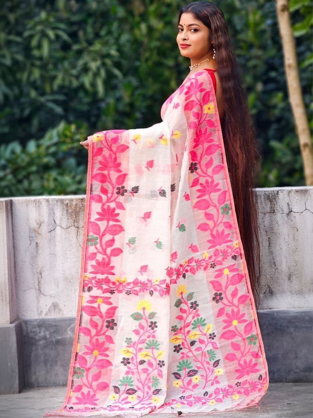 Rnn Saree Floral Silk Cotton Handloom Jamdani Sarees - view 1