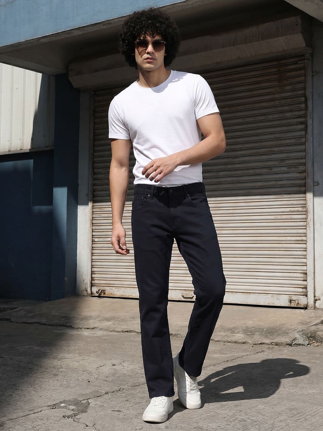 The Roadster Life Co. Men Straight Fit Stretchable Jeans - view 1