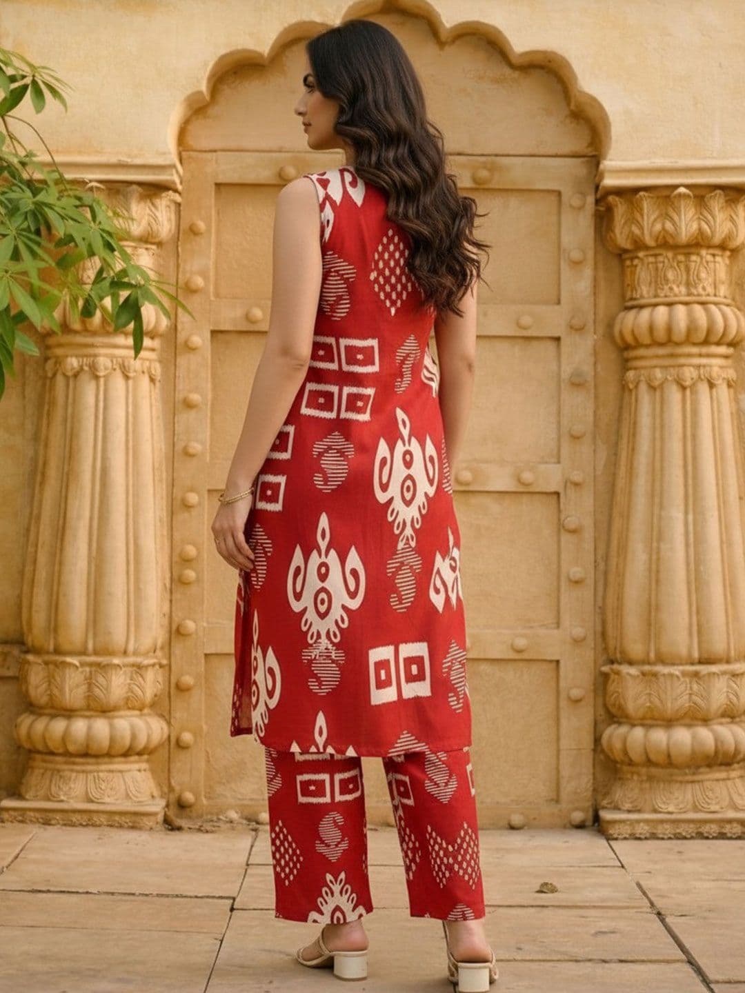 AANVI Bohemian Cotton Printed Tunic with Trousers thumbnail 5