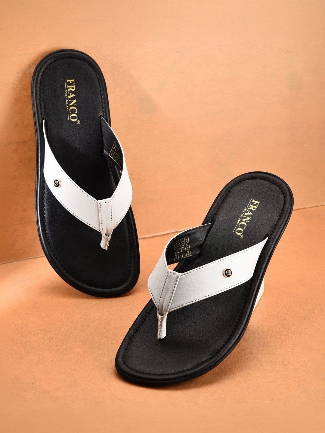 Franco Leone Men Thong Flip-Flops - view 1