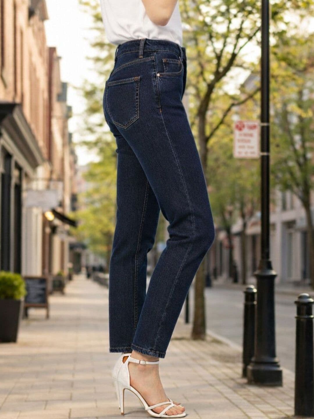 Moda Rapido Women High-Rise Stretchable Jeans thumbnail 2