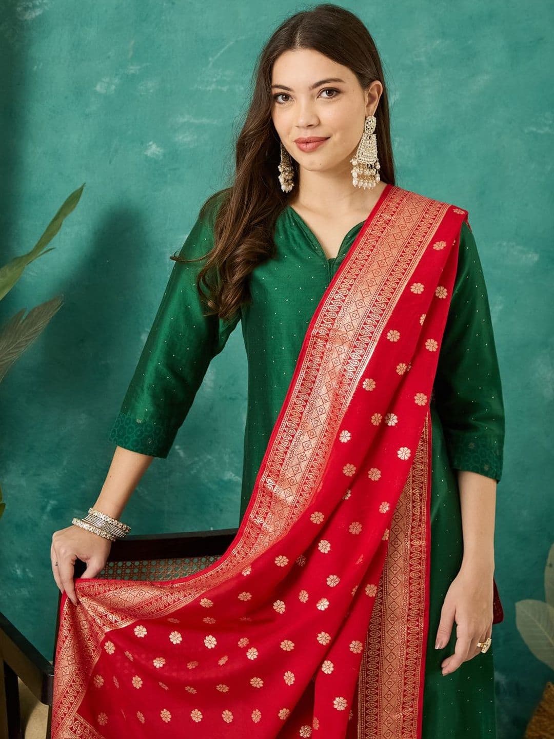 VASVI Ethnic Motifs Woven Design Cotton Silk Dupatta with Zari thumbnail 7