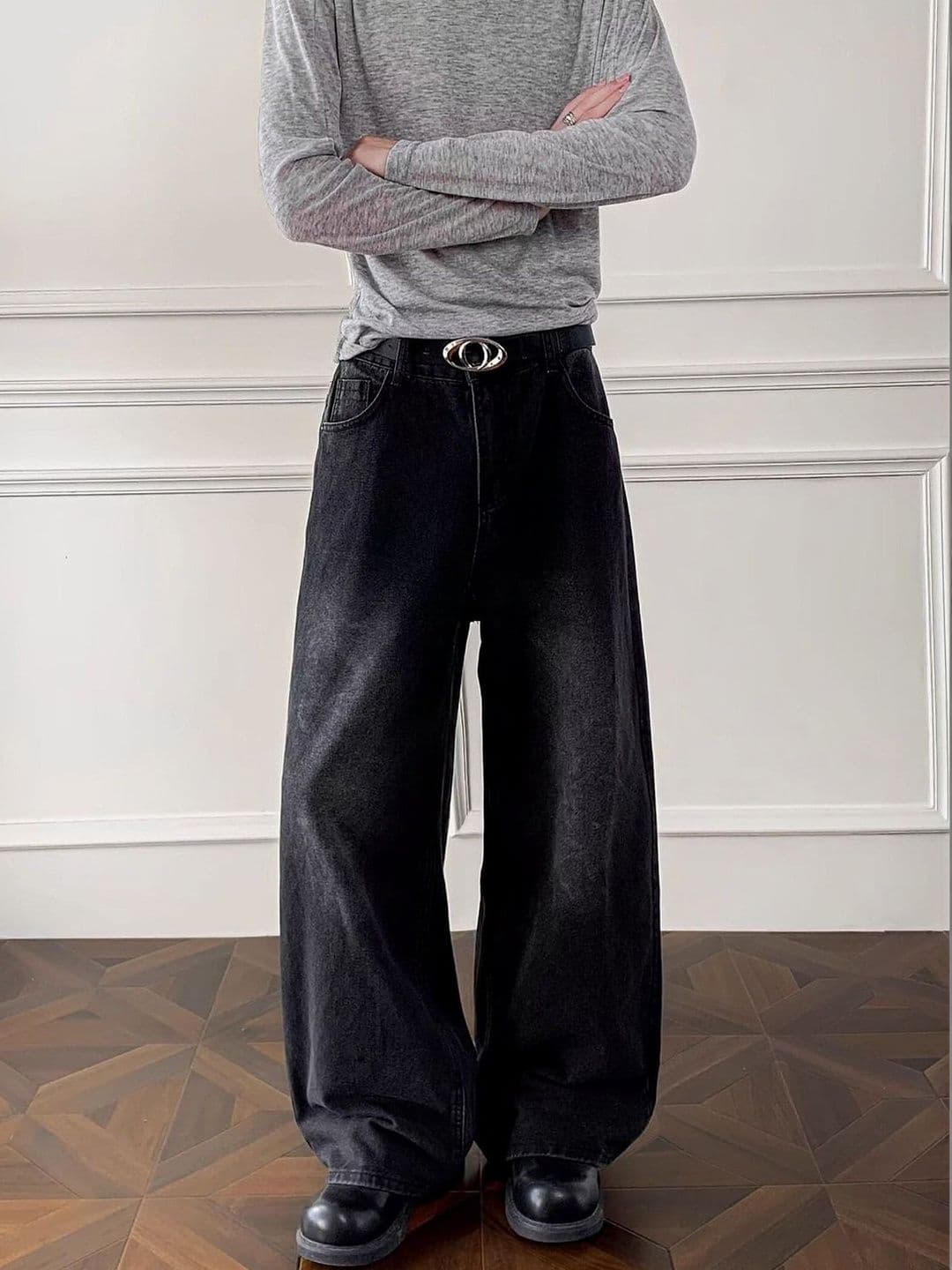 ZYVRA Men Wide Leg Low-Rise Dark Jeans thumbnail 5