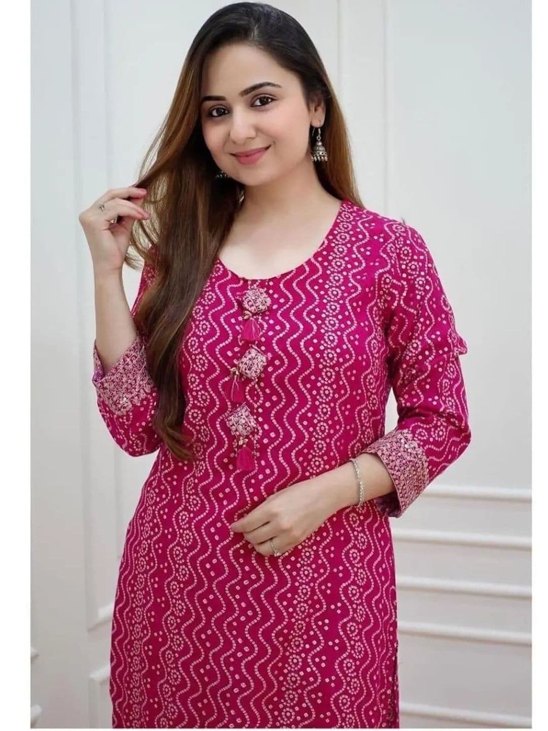 ANGIYA Bandhani Printed Kurti thumbnail 4