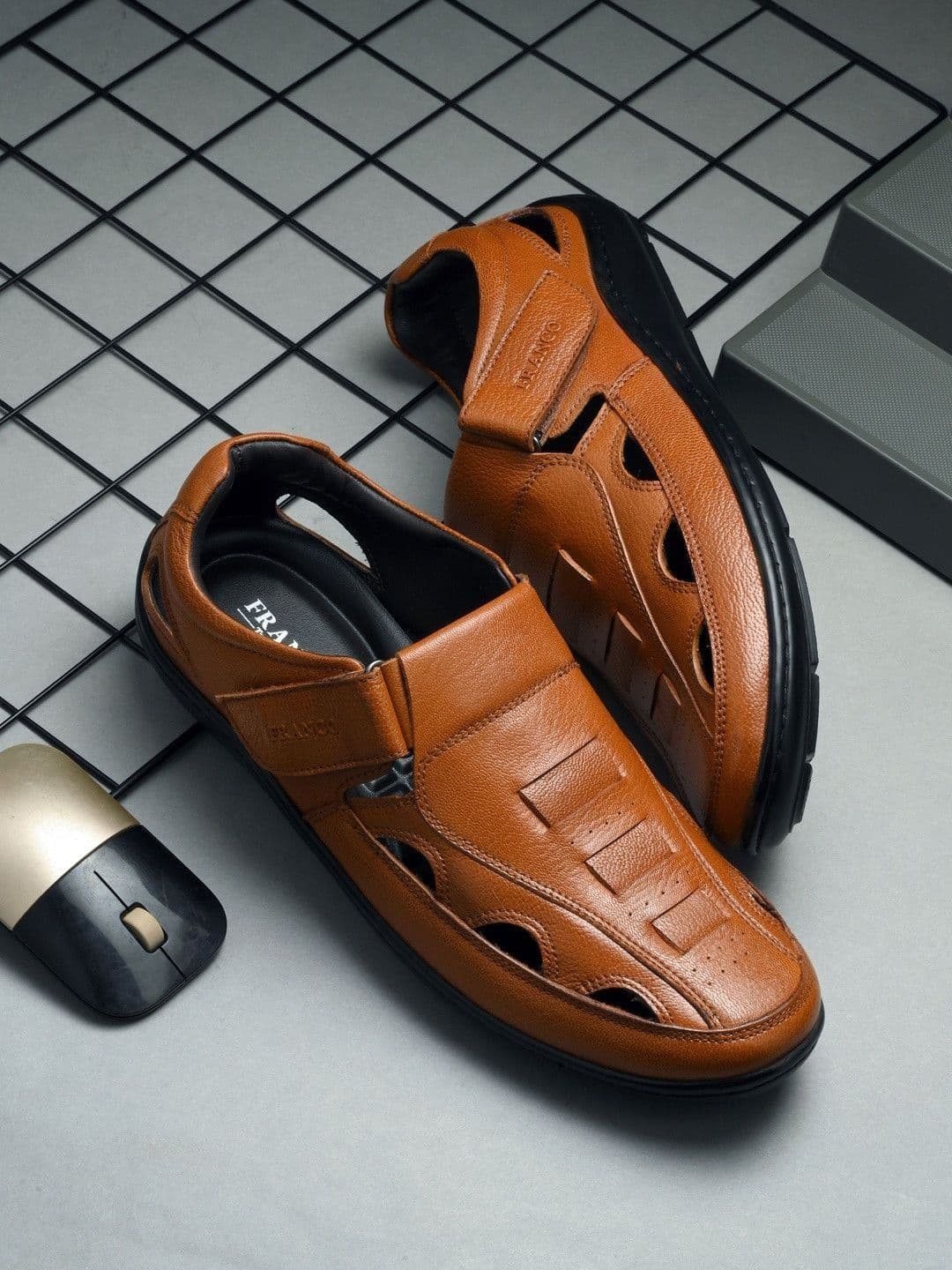 Franco Leone Men Leather Shoe-Style Sandals - view 1