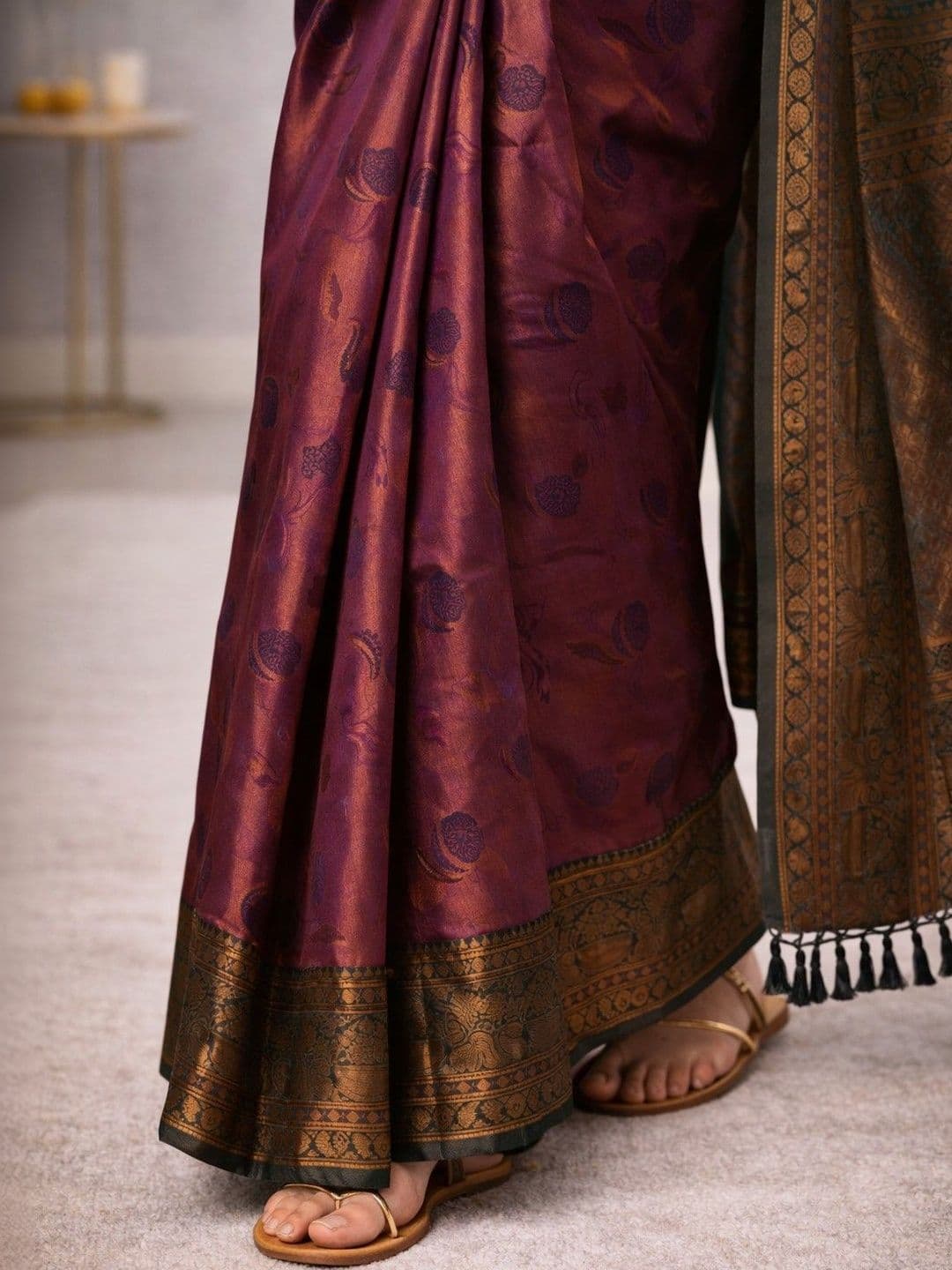 HERE&NOW Ethnic Motifs Zari Silk Blend Handloom Saree thumbnail 2