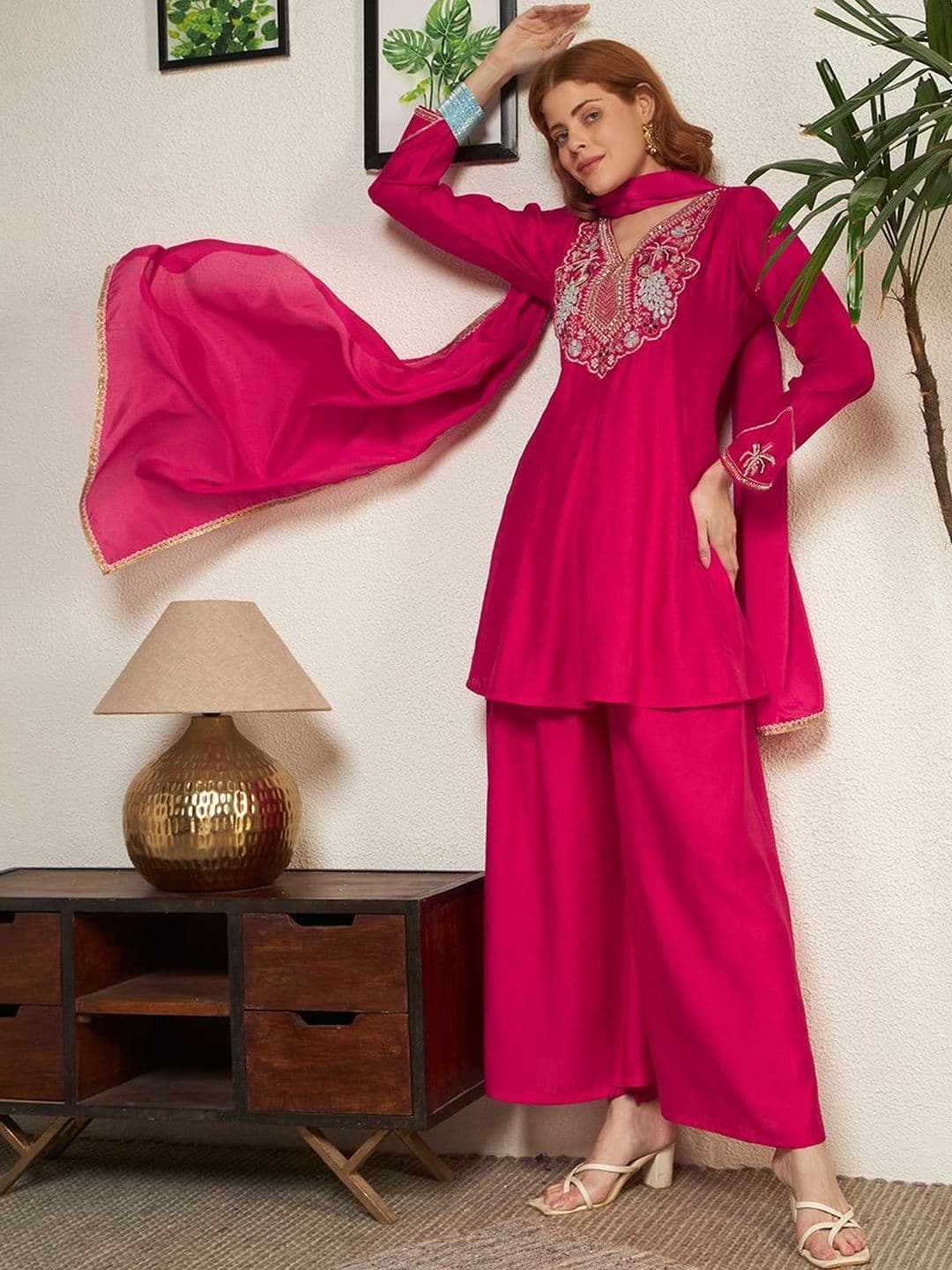Honky Tonky Women Ethnic Motifs Embroidered Regular Thread Work Kurta with Palazzos & With Dupatta - view 1