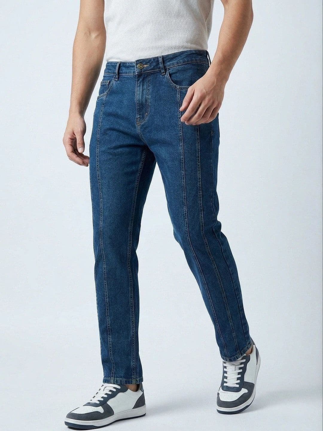 The Roadster Lifestyle Co Men Pure Cotton Light Fade Clean Look Jeans thumbnail 5