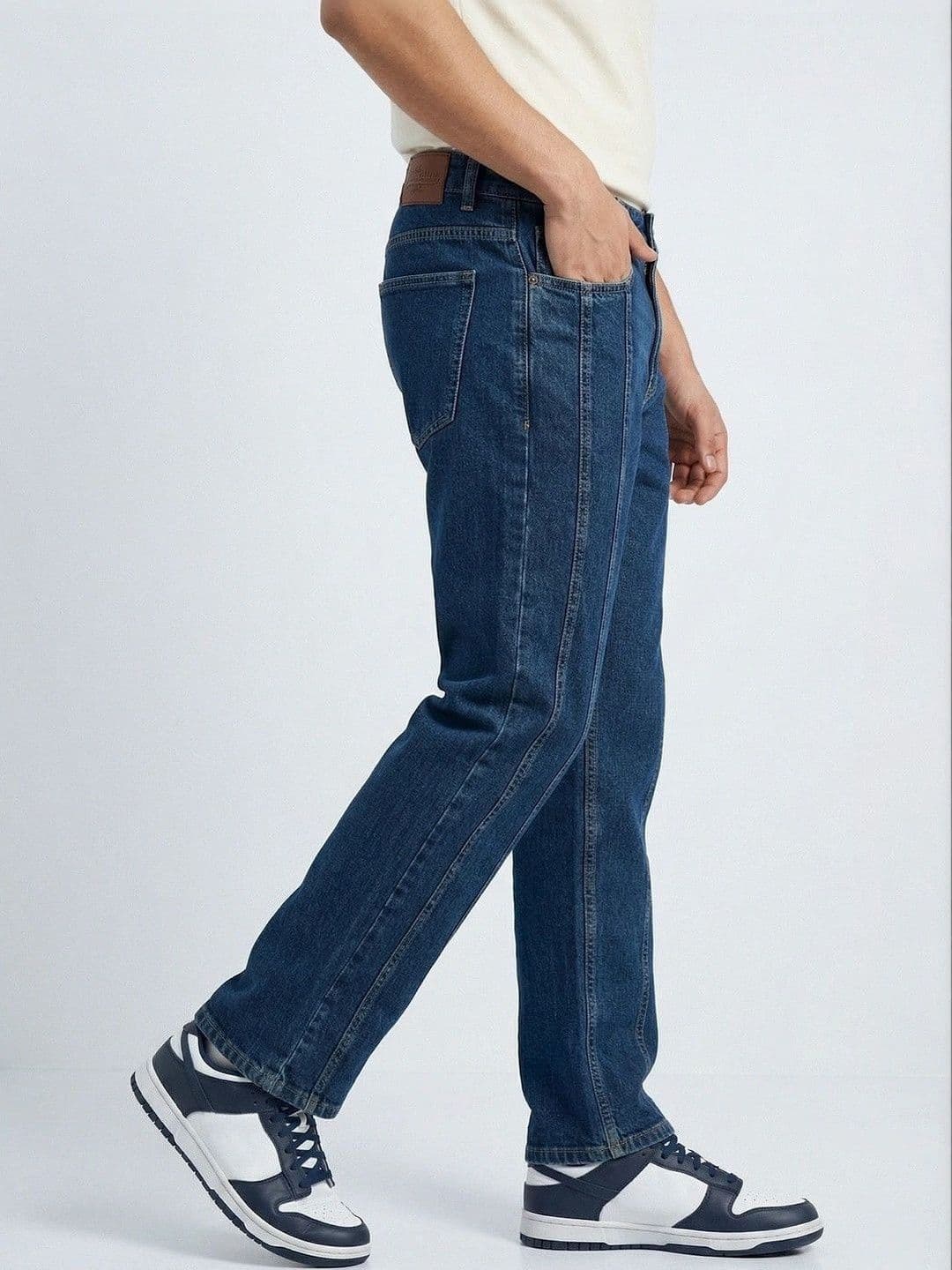 The Roadster Lifestyle Co Men Pure Cotton Light Fade Clean Look Jeans thumbnail 4