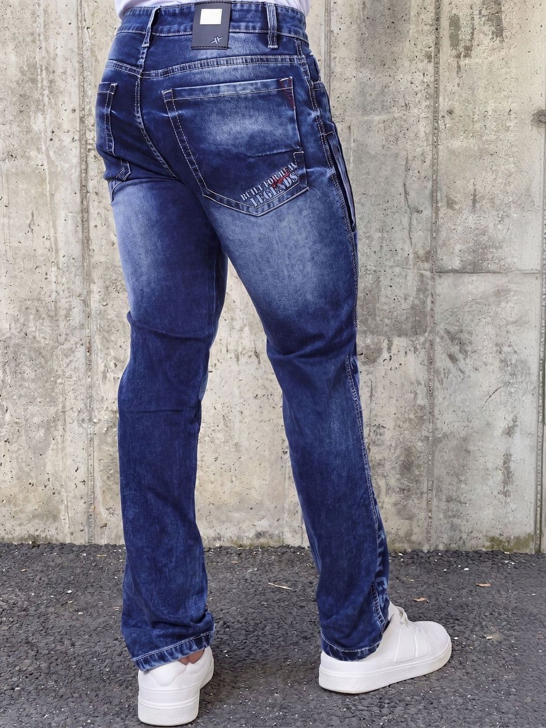 GEX Men Regular Fit Mid-Rise Light Fade Jeans thumbnail 2