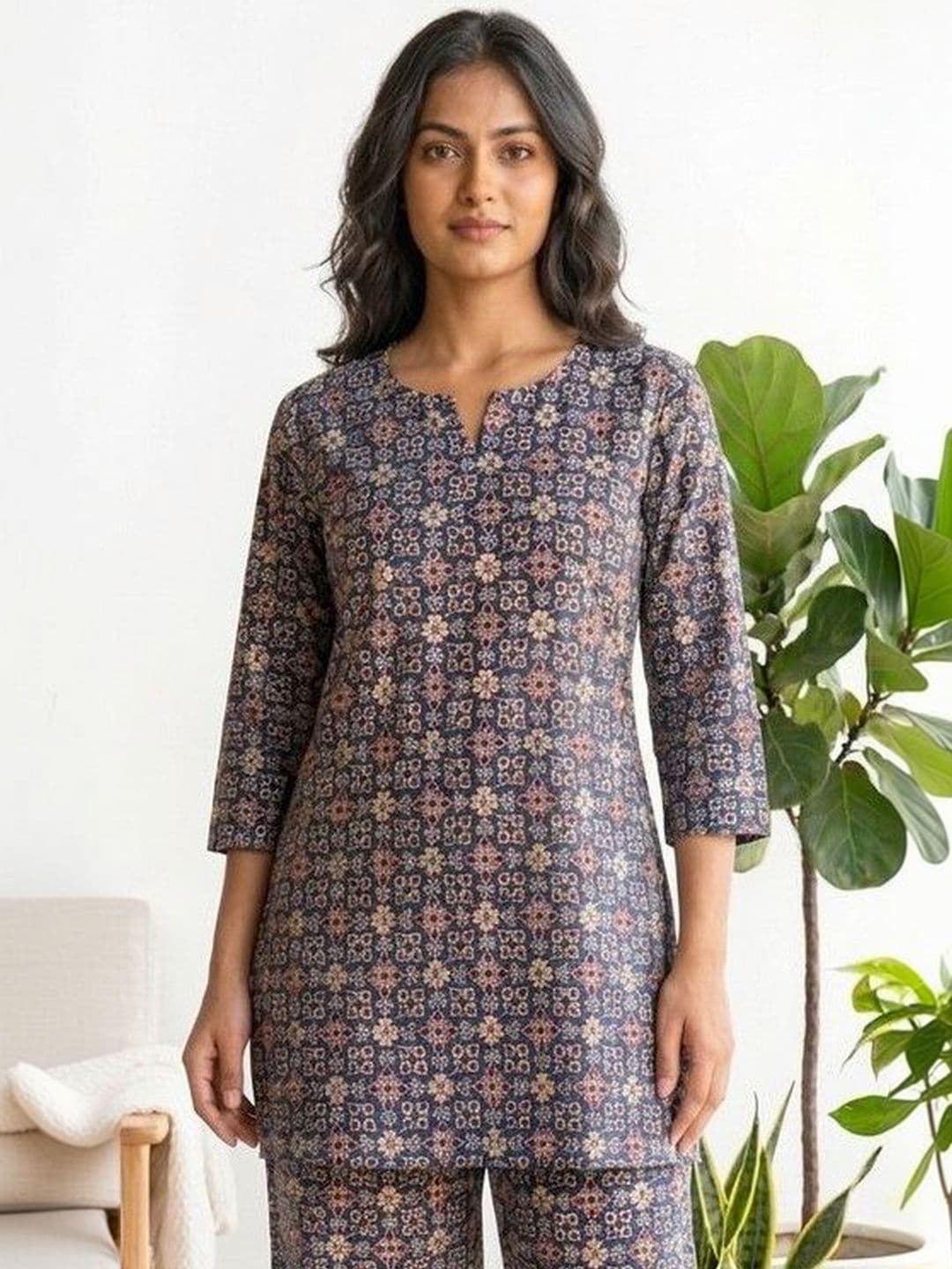 DESI HULIA Women Ethnic Motifs Printed Regular Kurta with Trousers thumbnail 3